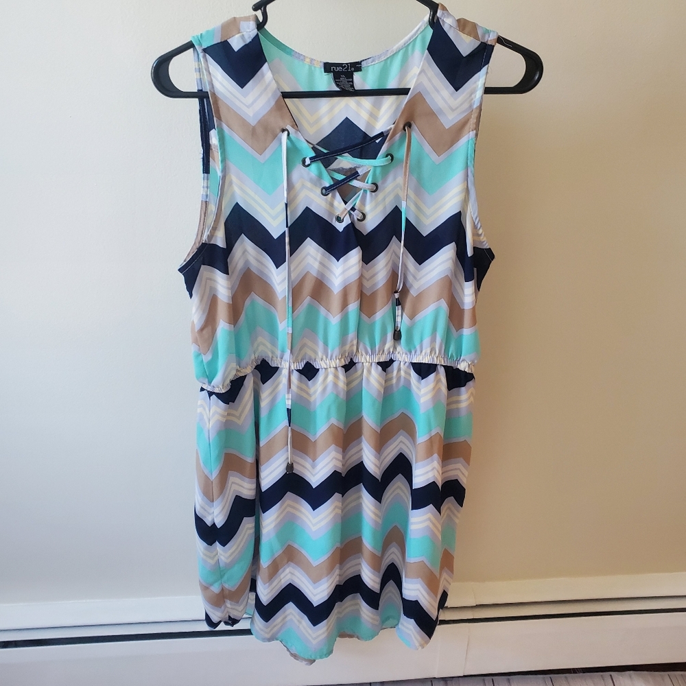 Rue21 fitted sleeveless dress. Size XL juniors